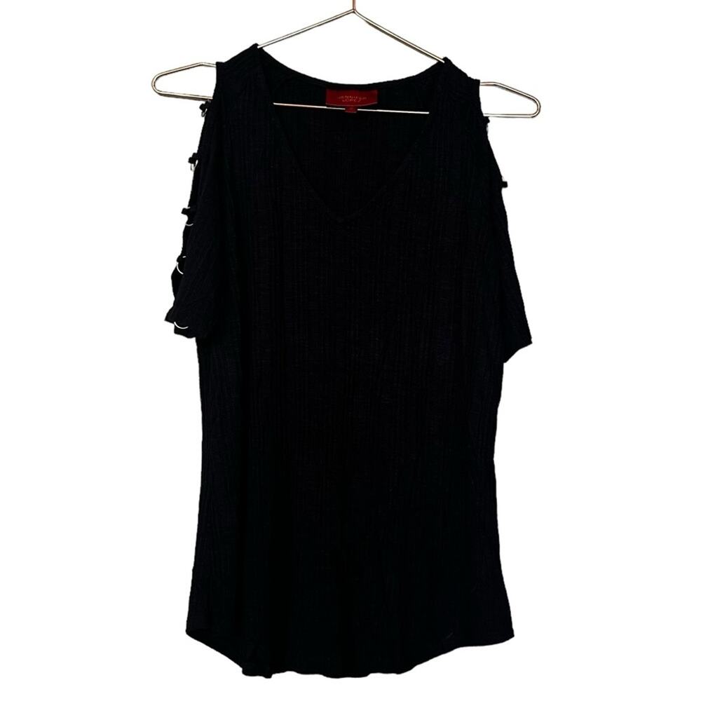 Jennifer Lopez Women’s shirt sleeve shirt with rivets size medium